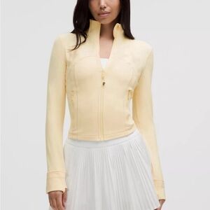 Lululemon Cropped Define Jacket